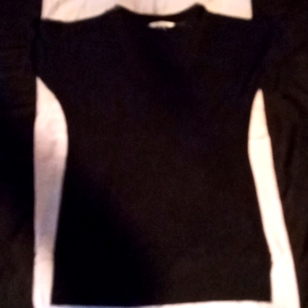 Derek Heart V-neck Black shirt size L